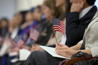 [新聞] 移民美國：美國親屬移​​民兩大類別介紹