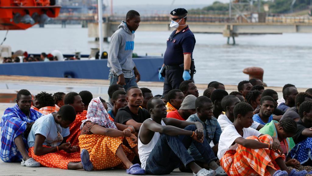 [新聞] 義大利海防：2300移民地中海獲救